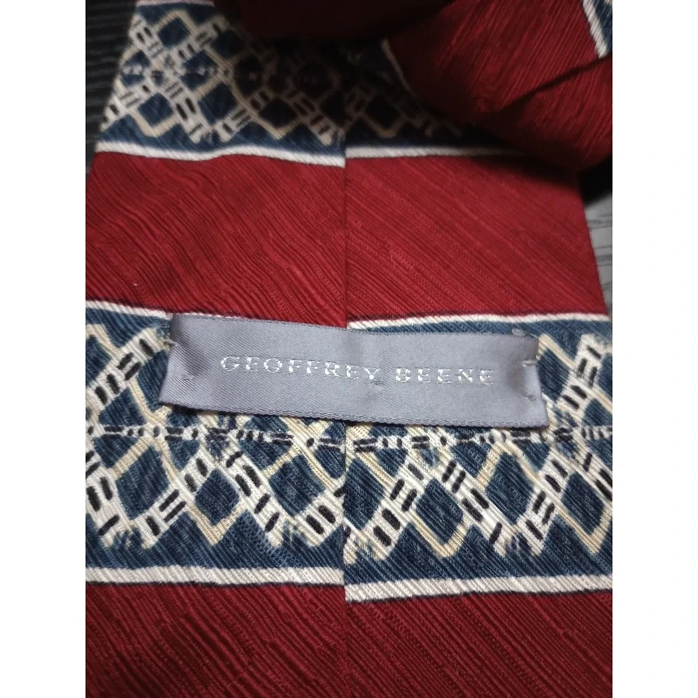 Vintage Geoffrey‎ Beene Silk Necktie Red Blue Geometric Stripe Wide 4